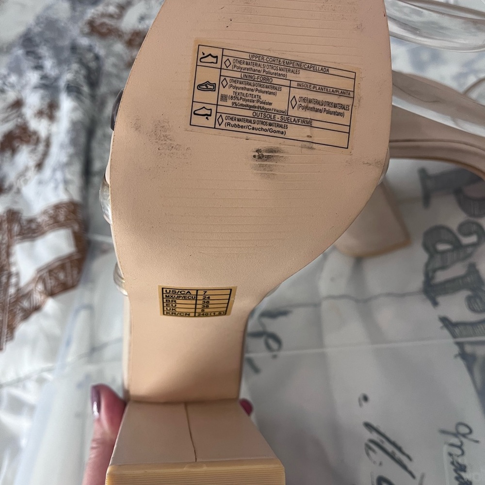 Forever21 Block Nude Heels - Picture 2 of 9